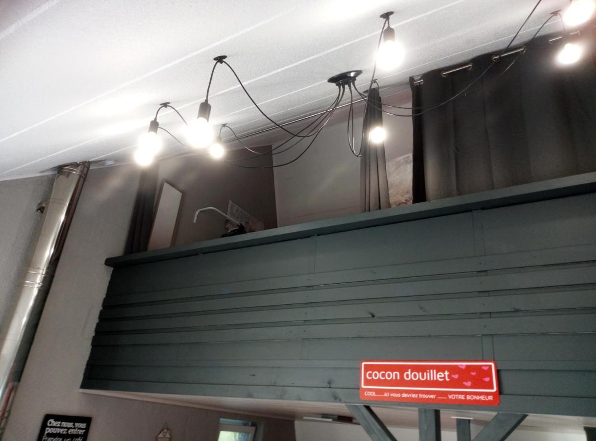 Hastiere-par-delaCocon Douillet Avec Chaleur Ambiante Du Poele A Pellets别墅 外观 照片
